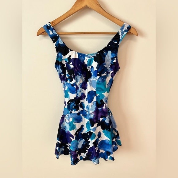 Maxine of Hollywood Women's Swimsuit Size 6 Floral One Piece Skirt Dress Sample - Picture 1 of 12